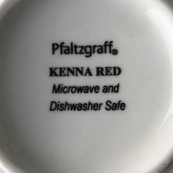 Set Of 2 Pfaltzgraff “Kenna Red” Coffee Mugs - Picture 4 of 6